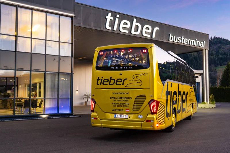 VIP-Lounge-Bus / Bild 2