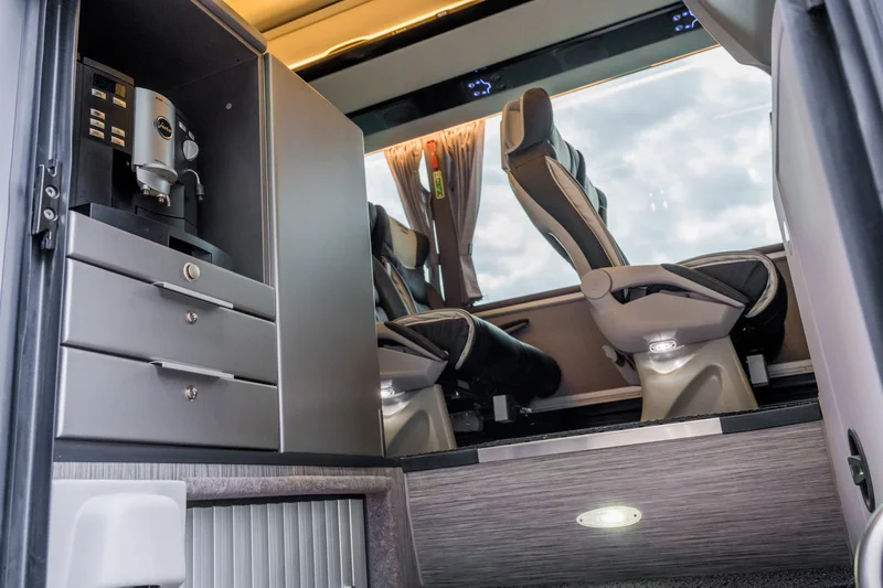 Silver Elegance / Bild 8