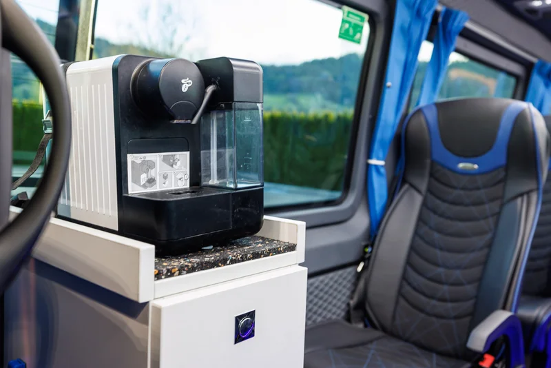 Mercedes-Benz Sprinter / Bild 7