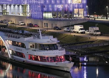 Weihnachtszauber am Kristallschiff